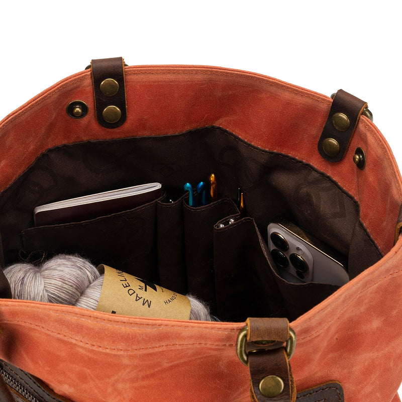 Maker's Canvas Tote af della Q 