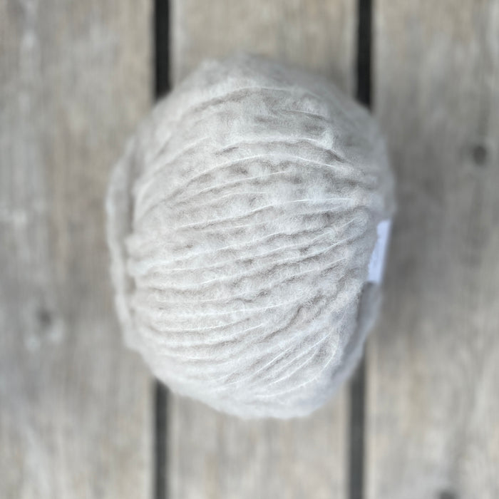 Piuma Cashmere Yarn by Laines du Nord