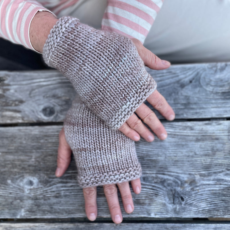 Learn to Knit Kit: Simple Spring Mitts by Cashmere Goat