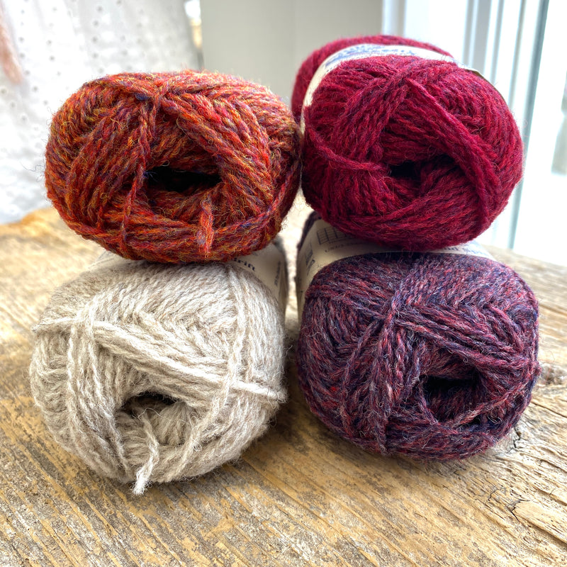 Hapkerchief Kit - Gudrun Johnston