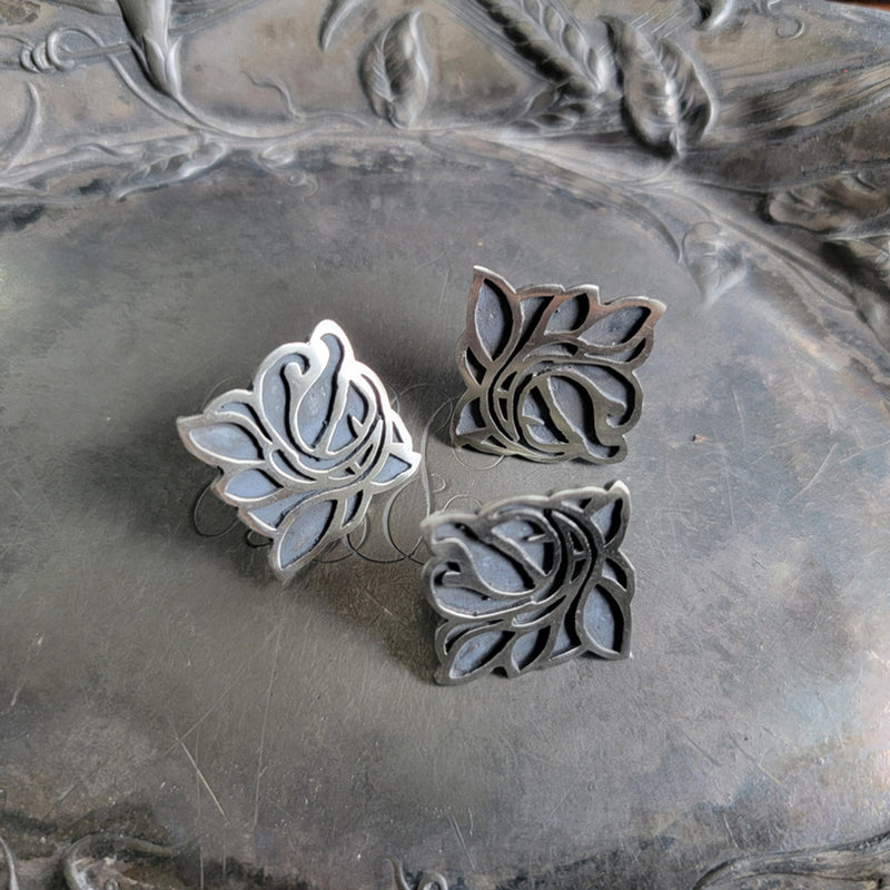 Art Nouveau Magnolia Stud Buttons - Set of 3