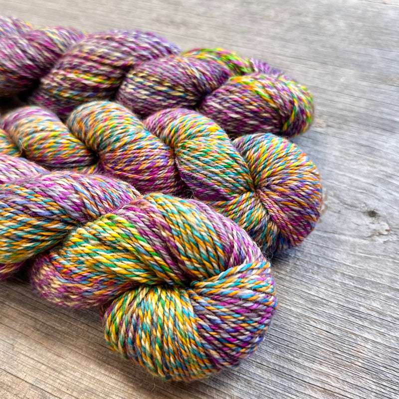 Spiral Grain by Urth Yarns