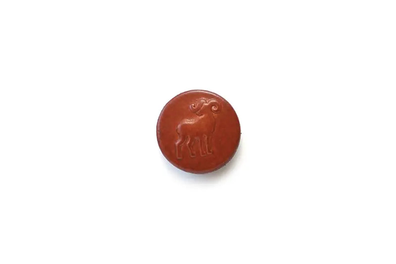 BH0603L19 Brown Leather Ram Embossed Sheep Round Shank 19MM