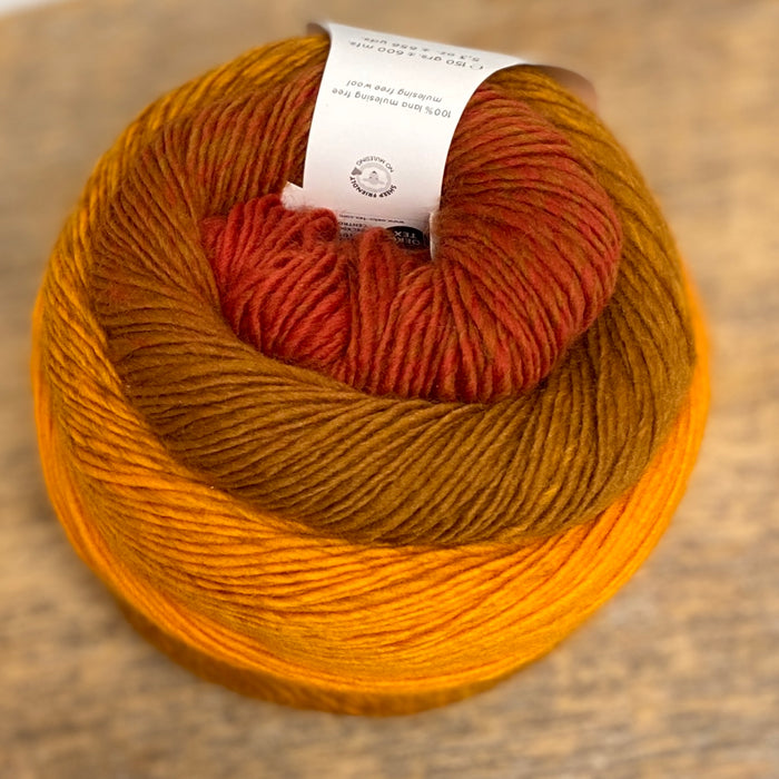 Poema by Laines du Nord