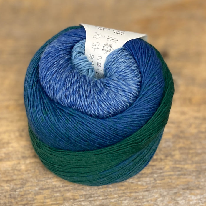 Poema by Laines du Nord