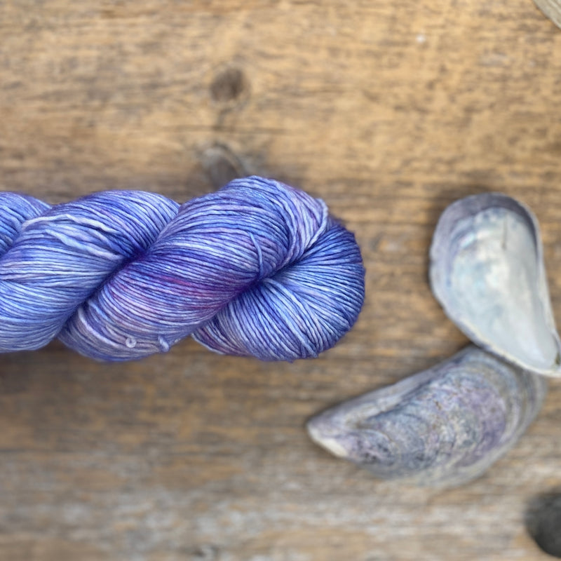 Plush Single by ontheround