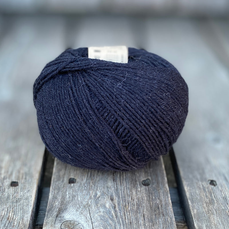 Skipper 5ply Guernsey by Baa Ram Ewe