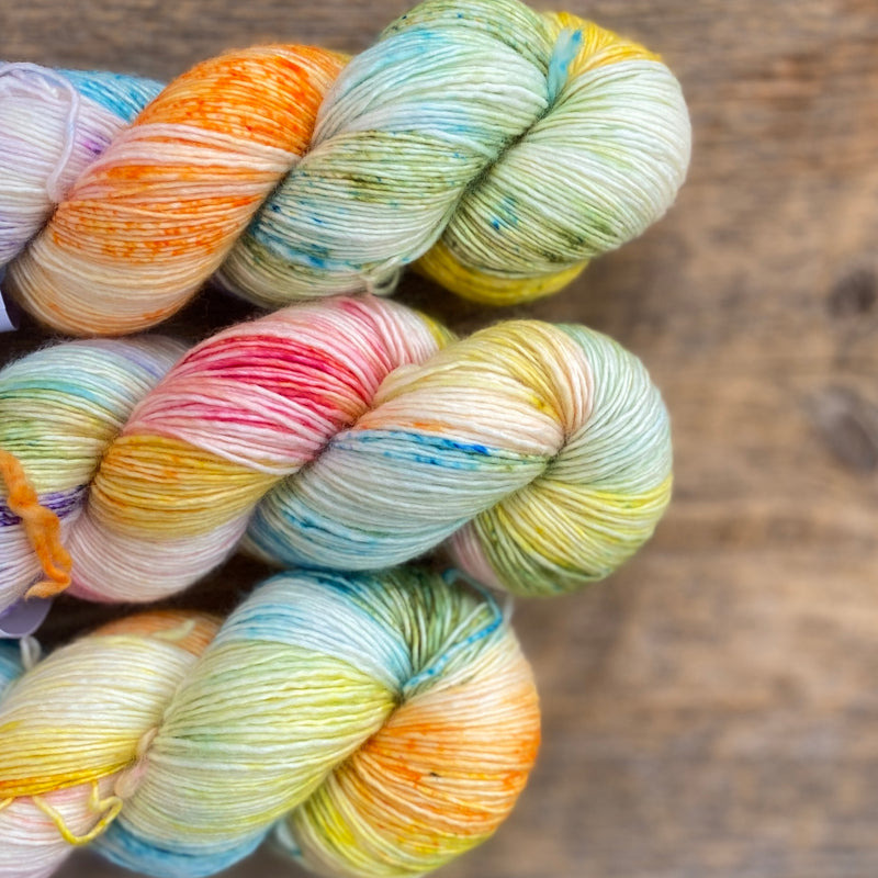 Plush Single by ontheround