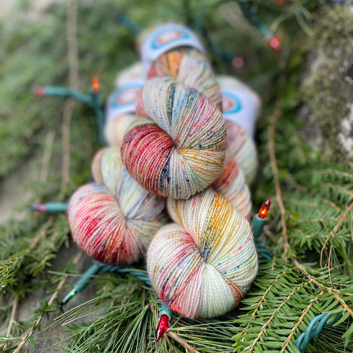 2025 Limited Edition Holiday Yarn by ontheround - Rainbow Twinkle *