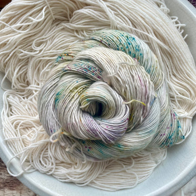 Plush Single by ontheround