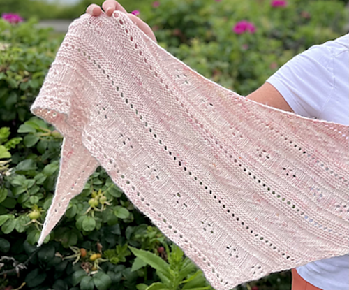 Cottage Rose Shawl Kit by Alice Dunn Smith