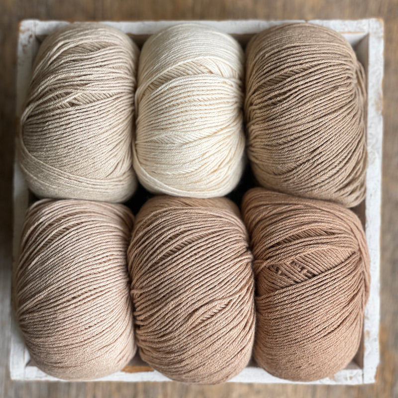 BABY COTTON NATURALLY COLORED by Lang