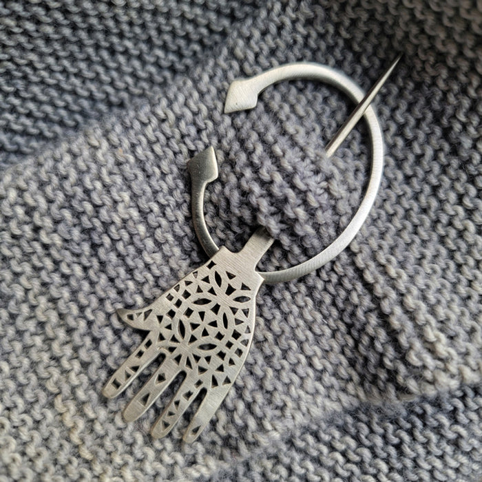 Hamsa Penannular Brooch - Satin