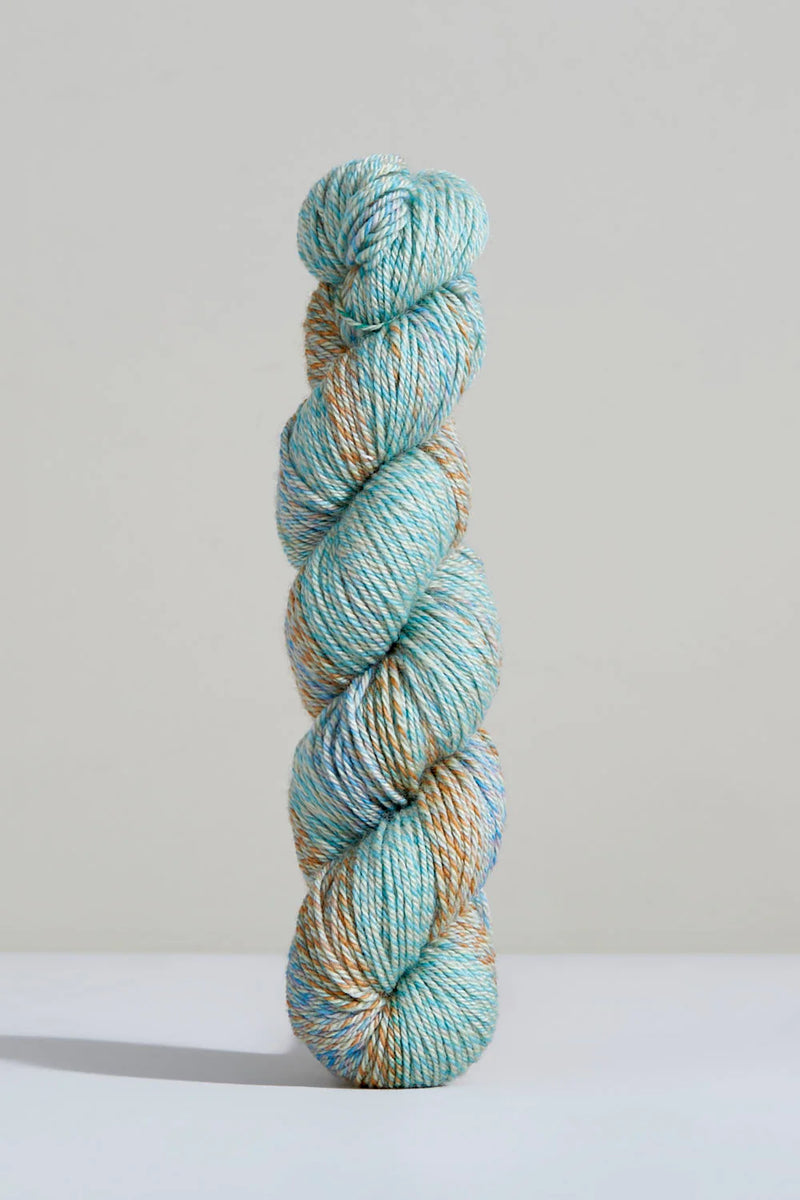 Spiral Grain by Urth Yarns