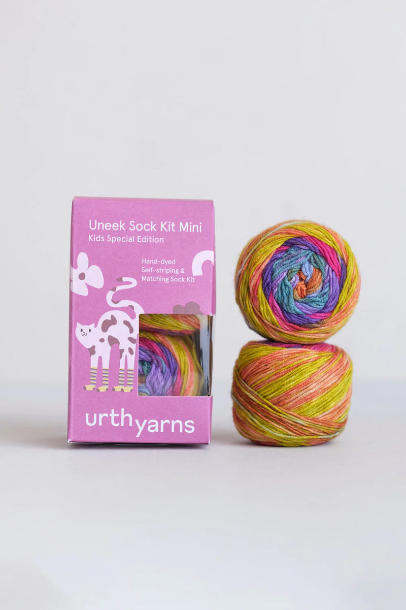 Uneek Sock Kit Mini von Urth Yarns 