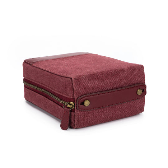 Maker's Circular Needlecase by Della Q