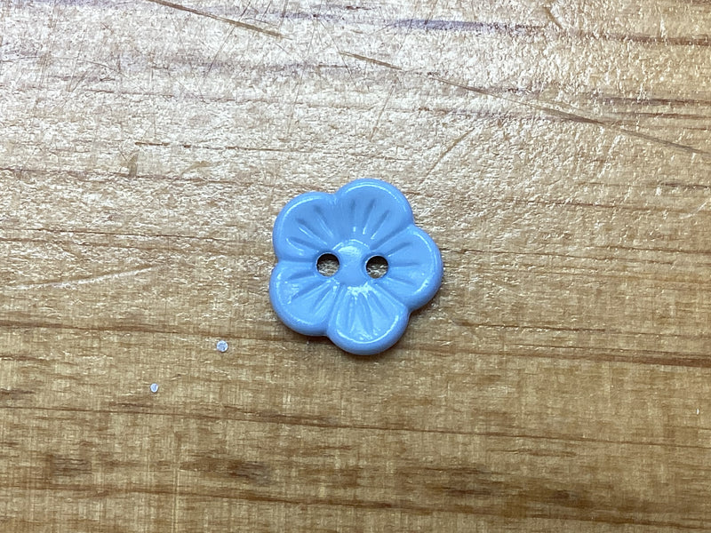 213400 Light Blue Flower Polyamide Button 14mm