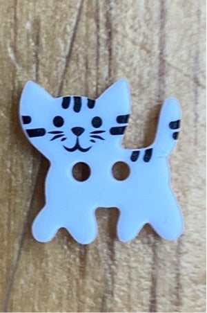 331277 Children’s White Cat Button 20mm