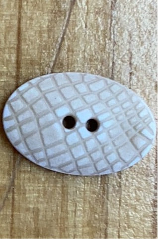 317801 Beige Oval “Vintage Look” Button 20mm