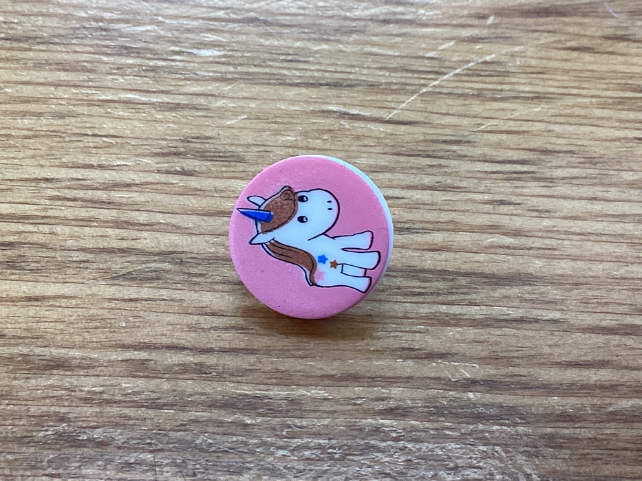 Pink Unicorn Button 1/2 in. 241233