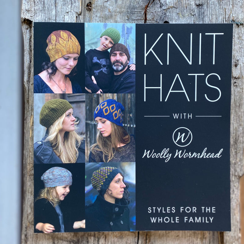 Strik huer med ulden ormehoved