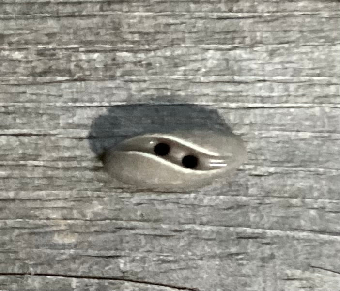 Grey Toggle Button 3/4 Inch 318800