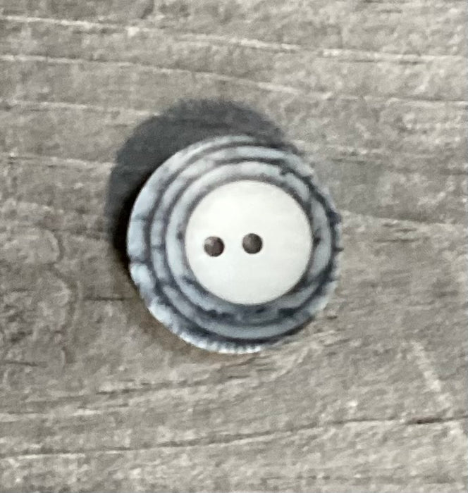 White Button With Black Circles 1 Inch 341394