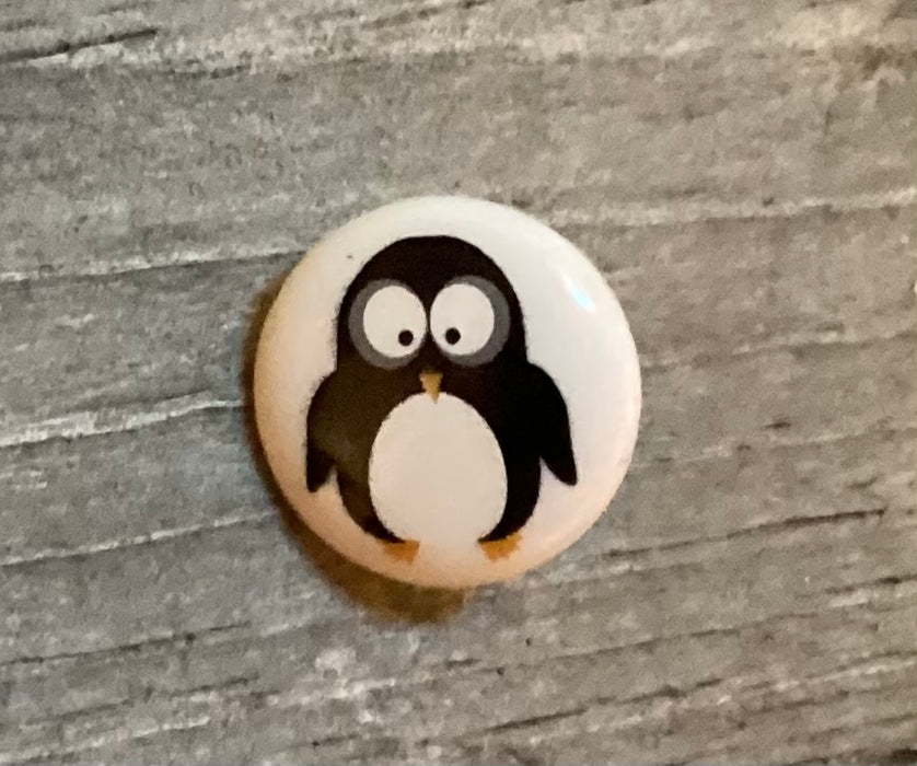 White Penguin Button 1/2 Inch 261314