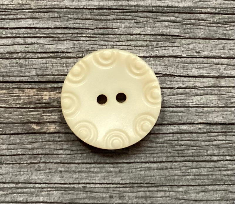 Biege Button 1/2 Inch 653632167018